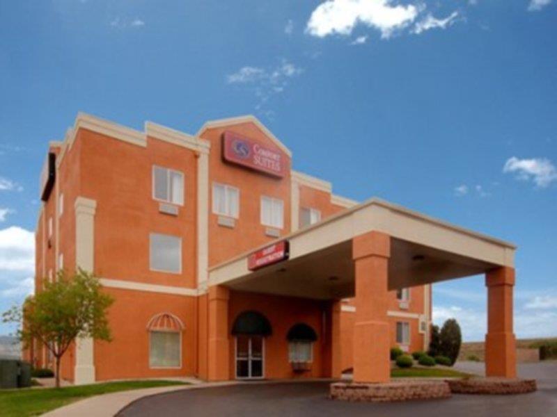 Baymont By Wyndham Colorado Springs Hotel Exterior photo